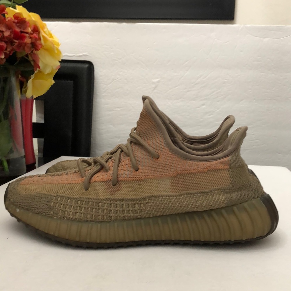 ADIDAS YEEZY BOOTS 350 V2 SAND TAUPE RUNNING SNEAKERS MENS SIZE 11